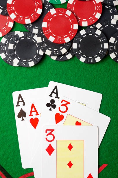 Live Captain's Bounty table on loyal4d slot with professional croupier and pirate-themed interface