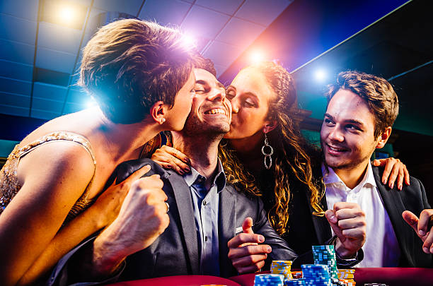 Dragon Tiger card game on loyal4d slot with quick-play interface